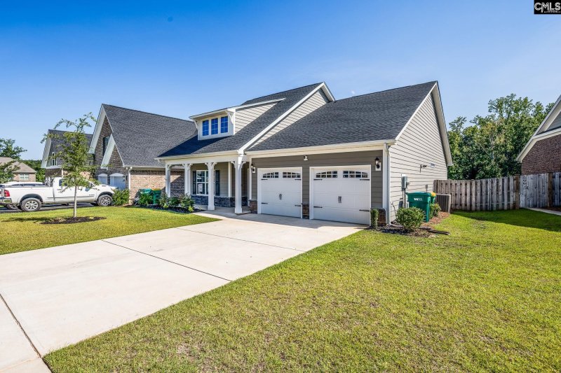 Property image 2 of 290 Tweng Trail in Sterling Bridge, Lexington, SC 29072