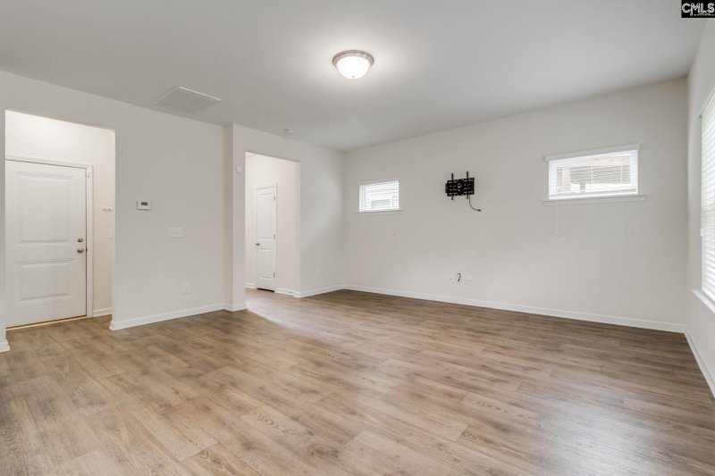 Property image 4 of 254 Megan Lane in Gleneagle, Lexington, SC 29073