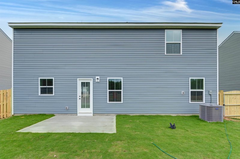 Property image 4 of 3041 Blue Brook Lane in Cameron Ridge, Columbia, SC 29209