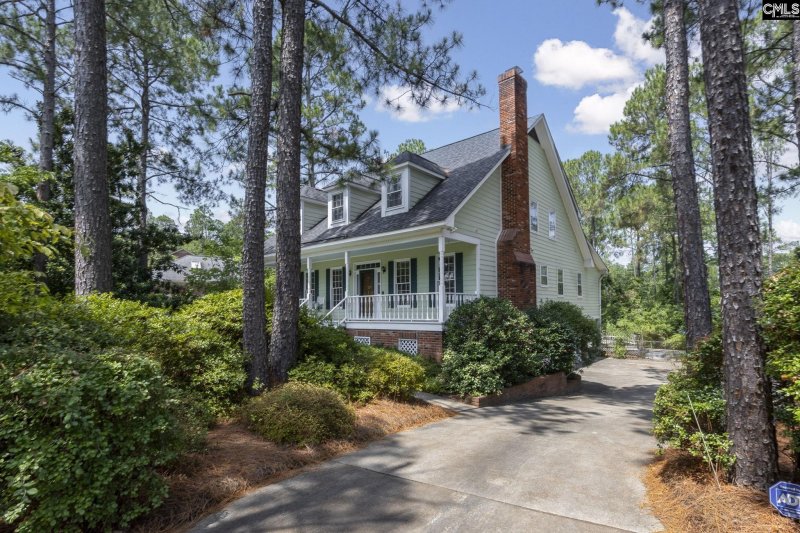 Property image 4 of 329 Valley Springs Drive in Spring Valley, Columbia, SC 29223