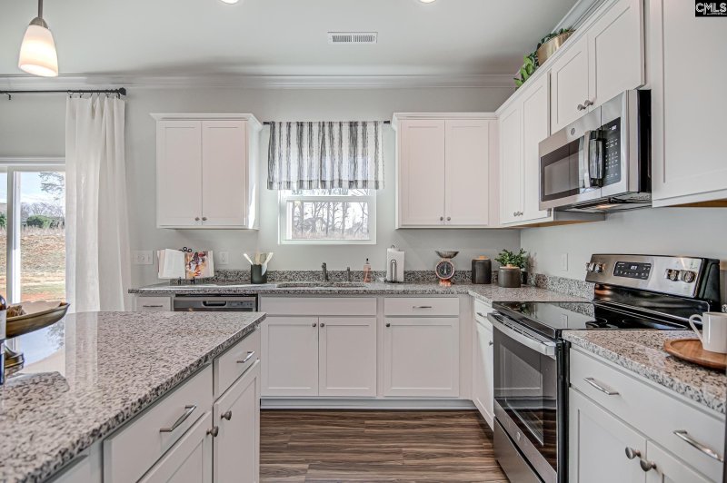 Property image 4 of 640 Clementine Run in Winston Point, Gilbert, SC 29054