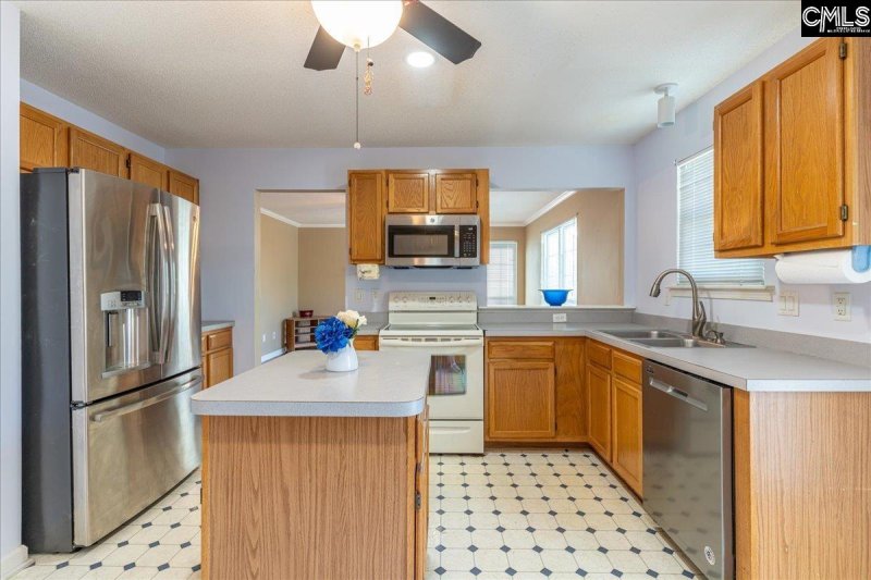 Property image 3 of 314 Fernview Drive in Ridgecrest At The Summit, Columbia, SC 29229