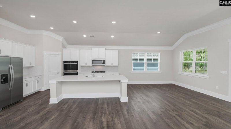 Property image 4 of 242 Livingston Woods Drive in Livingston Woods, Irmo, SC 29063