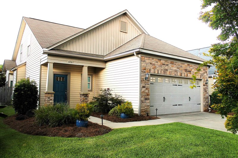 Property image 2 of 636 Clover View Road in Westcott Ridge, Chapin, SC 29036