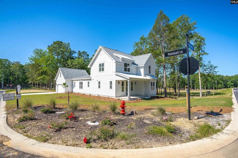 Property image 5 of 603 Misty Banks Drive in Whitewater Landing, Chapin, SC 29036