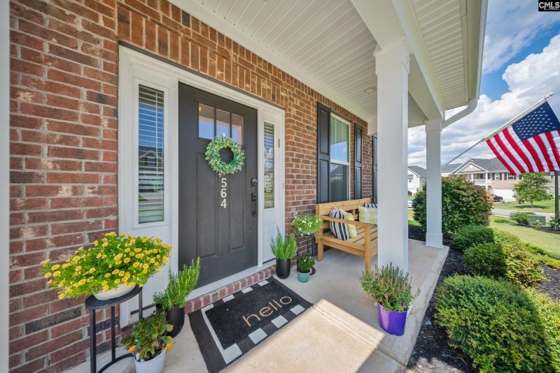 Property image 2 of 564 Malachite Lane in Portrait Hill, Chapin, SC 29036
