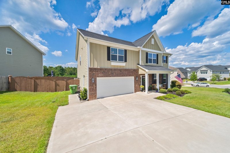 Property image 3 of 564 Malachite Lane in Portrait Hill, Chapin, SC 29036