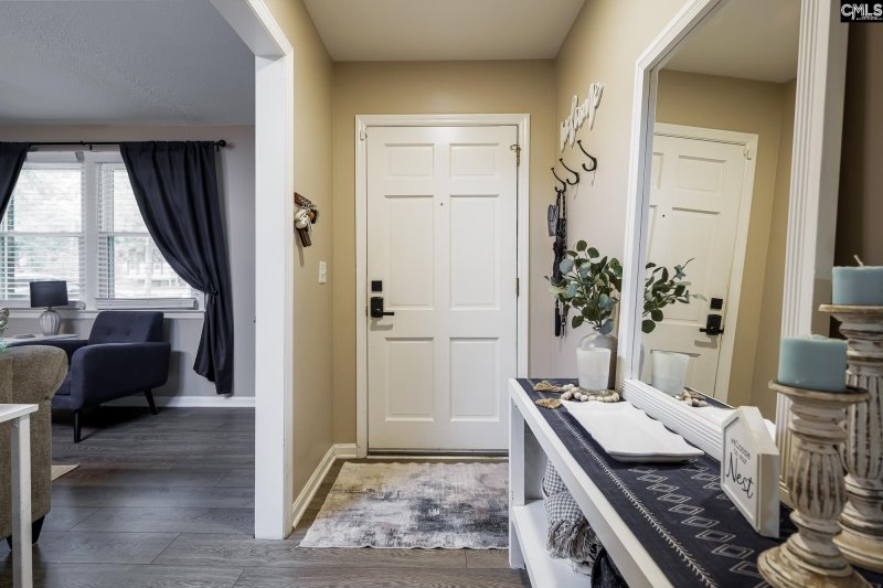 Property image 4 of 1830 Saint Michaels Road in Broad River Estates, Columbia, SC 29210