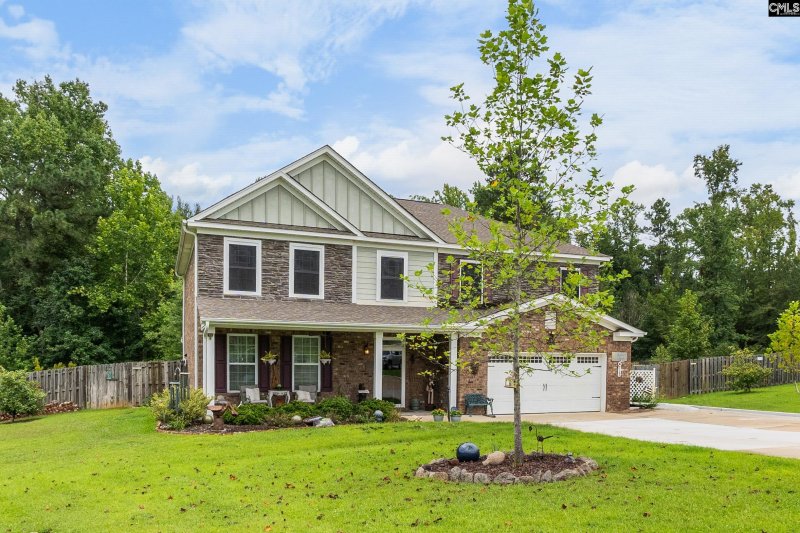 Bridlewood Farms, Camden Community