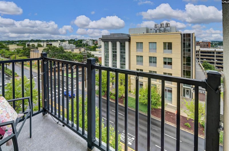 Property image 2 of 601 Main Street 427 in Adesso, Columbia, SC 29201