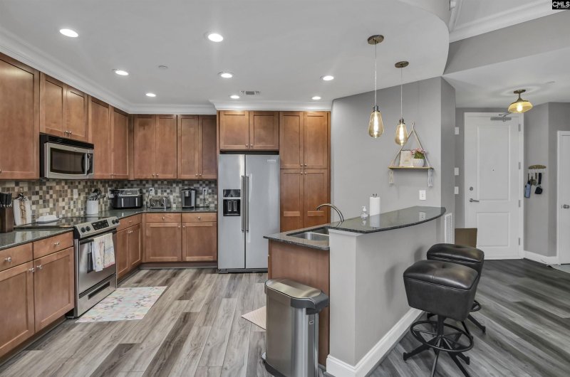 Property image 3 of 601 Main Street 427 in Adesso, Columbia, SC 29201