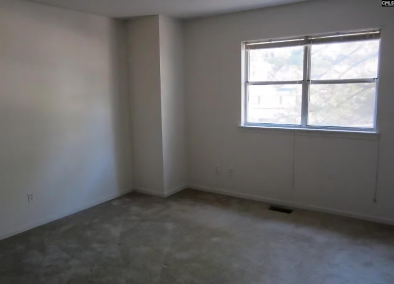 Property image 5 of 131 Leila Lane in Springwood Lakes, Columbia, SC 29223