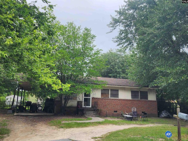 1117 Palisades Circle