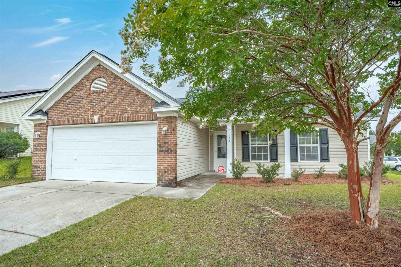 Property image 2 of 123 Cardinal Pines Drive in Cardinal Pines, Lexington, SC 29073