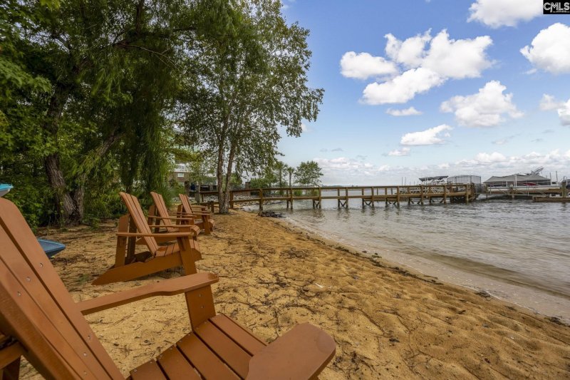 Property image 2 of 152 Porth Circle in Cherokee Shores, Lexington, SC 29072-8862