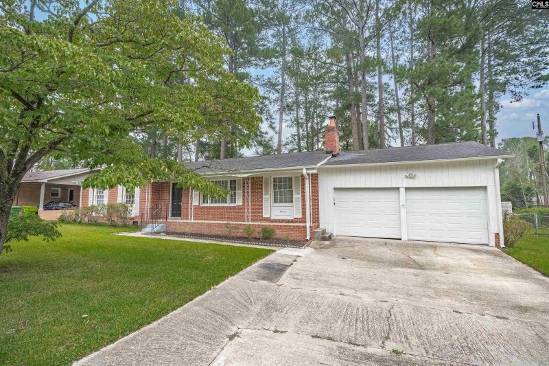 Property image 2 of 2043 Cheltenham Lane in Drexel Lake Hills, Columbia, SC 29223