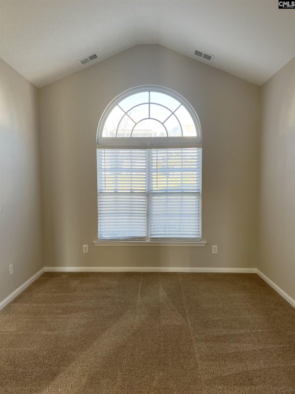 Property image 3 of 211 Pinebluff Court in Sycamore Ridge, West Columbia, SC 29170