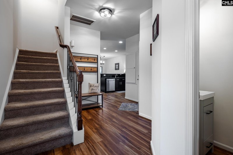 Property image 4 of 700 Blackjack Court in Oakwood Commons, West Columbia, SC 29169