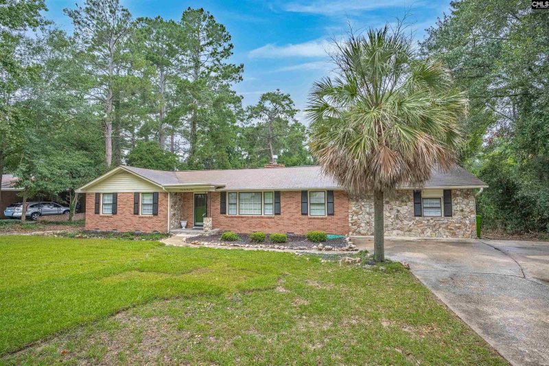 Property image 3 of 6923 Wedgefield Road in Brookfield, Columbia, SC 29206