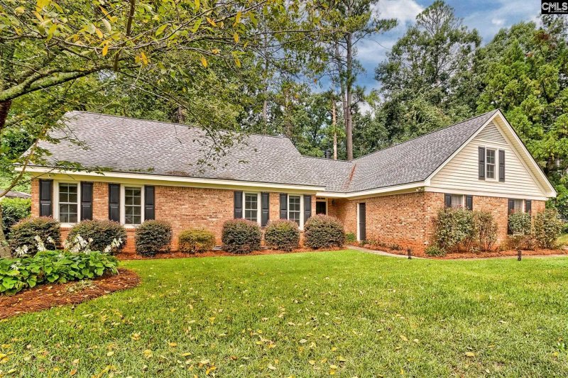 Property image 2 of 1820 Shadowood Drive in Murraywood, Columbia, SC 29212