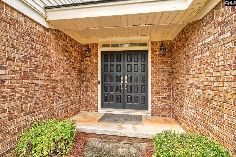 Property image 3 of 1820 Shadowood Drive in Murraywood, Columbia, SC 29212