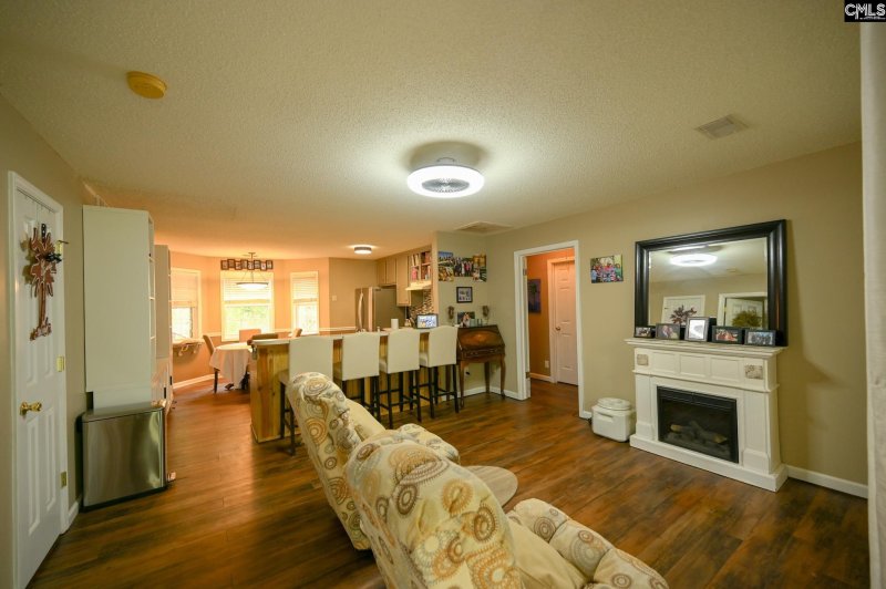 Property image 4 of 133 Maguire Drive in Colony Lakes, Lexington, SC 29073