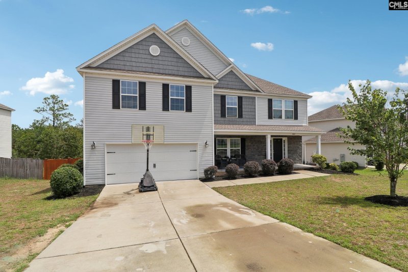 Property image 2 of 1021 Acacia Lane in Summit Hills-amaryllis Woods, Columbia, SC 29229