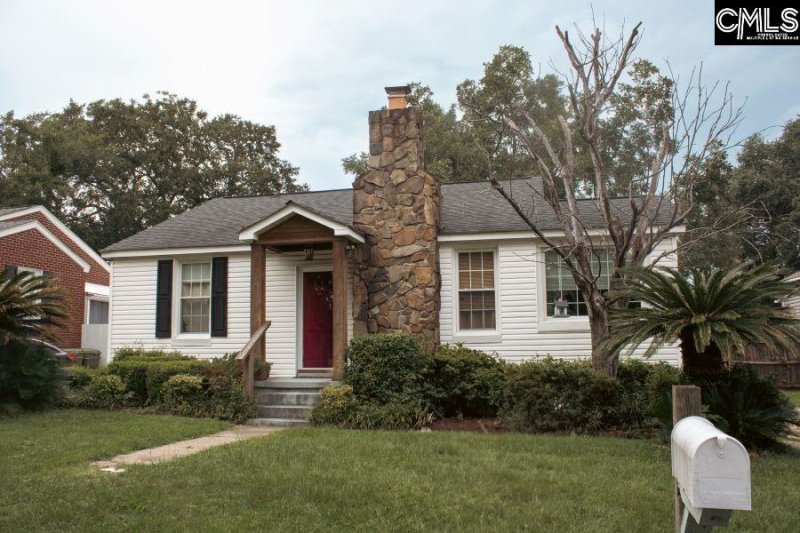 Property image 2 of 736 Lexington Avenue in The Avenues, Cayce, SC 29033