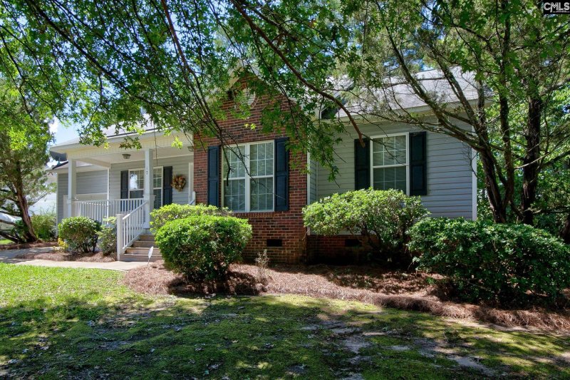 Property image 2 of 17 Caddis Creek Court in Winrose, Irmo, SC 29063