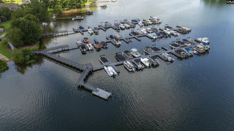 Property image 2 of 157 Blue Wing Drive in Pintail Point, Gilbert, SC 29054-8487