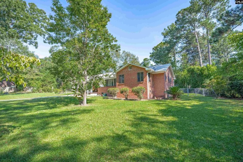 Property image 5 of 4725 Crystal Drive in Trenholm Hills, Columbia, SC 29205-1012