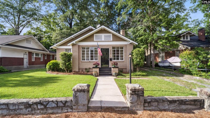 Property image 2 of 3215 Kline Street in Melrose Heights, Columbia, SC 29205