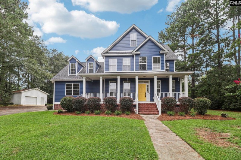 Chesnut Hill, Camden Community