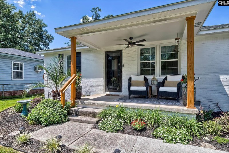 Property image 2 of 1510 Northland Drive in Broad Acres, Cayce, SC 29033