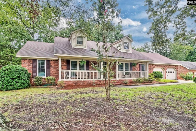 Property image 2 of 221 Firebridge Road in Spring Valley West, Columbia, SC 29223