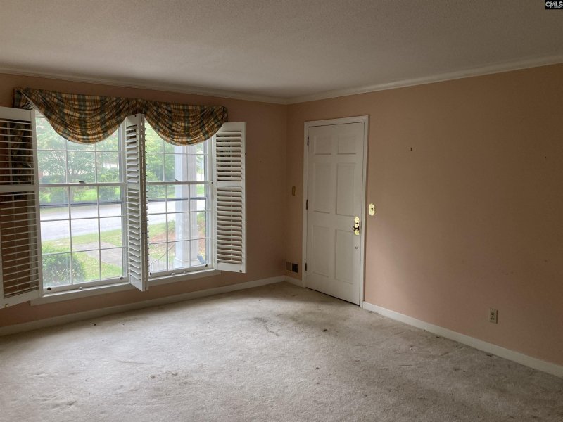 Property image 2 of 1602 Dalloz Road Unit C in Williamsburg Sq, Columbia, SC 29204