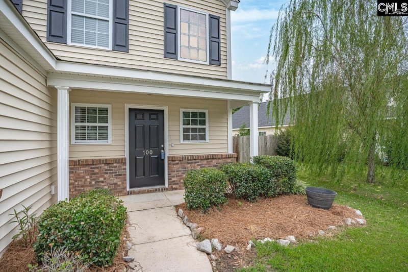 Property image 2 of 100 Baltic Court in Park West, Chapin, SC 29036