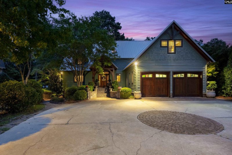 Property image 3 of 140 Breezy Pointe Lane in Harbour Watch, Leesville, SC 29070