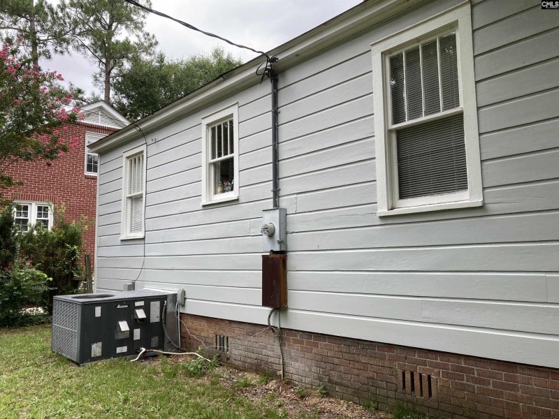 Property image 4 of 4024 Verner Street in Atascadero Hills, Columbia, SC 29204-4335