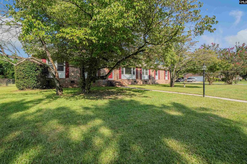 Property image 3 of 1001 Rockwood Road in Knollwood, Columbia, SC 29209