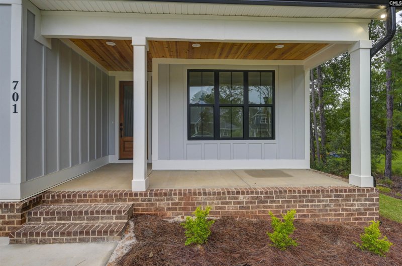 Property image 3 of 701 Peninsula Drive in The Pointes Of Plantation Pointe, Prosperity, SC 29127