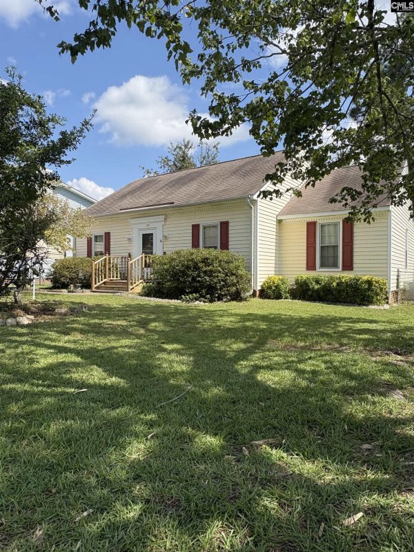 Property image 2 of 110 Carlsbad Court in Hamlet South, West Columbia, SC 29170