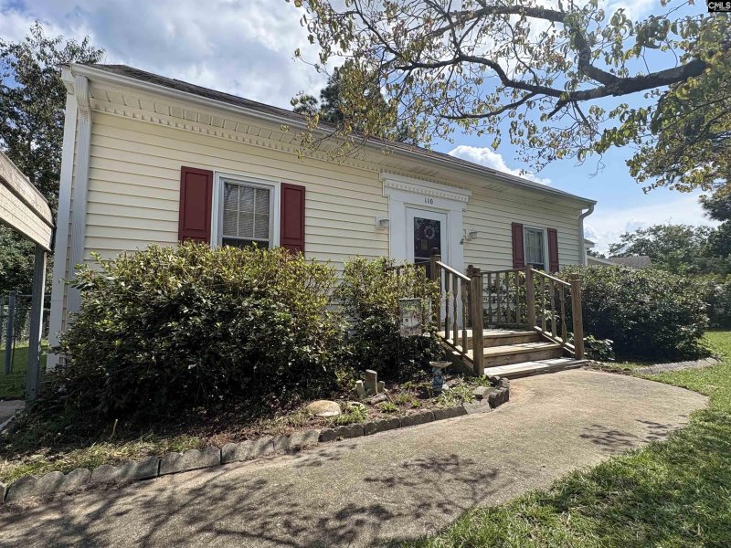 Property image 5 of 110 Carlsbad Court in Hamlet South, West Columbia, SC 29170