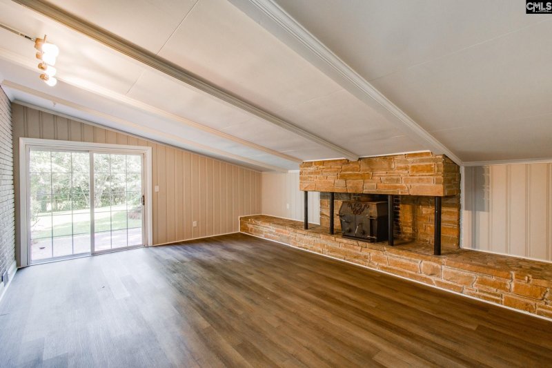 Property image 3 of 1514 Omarest Drive in Riverside Forest, Columbia, SC 29210