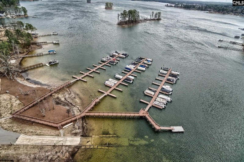 Property image 2 of 300 Pintail Lake Drive in Pintail Point, Gilbert, SC 29054