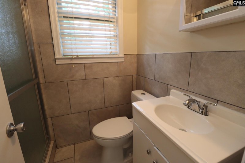 Property image 5 of 422 Edisto Avenue in Wales Garden, Columbia, SC 29205