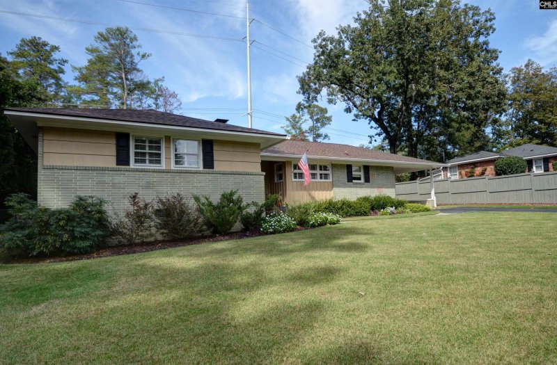 Property image 2 of 3541 Foxhall Road in Godbold Place, Columbia, SC 29204