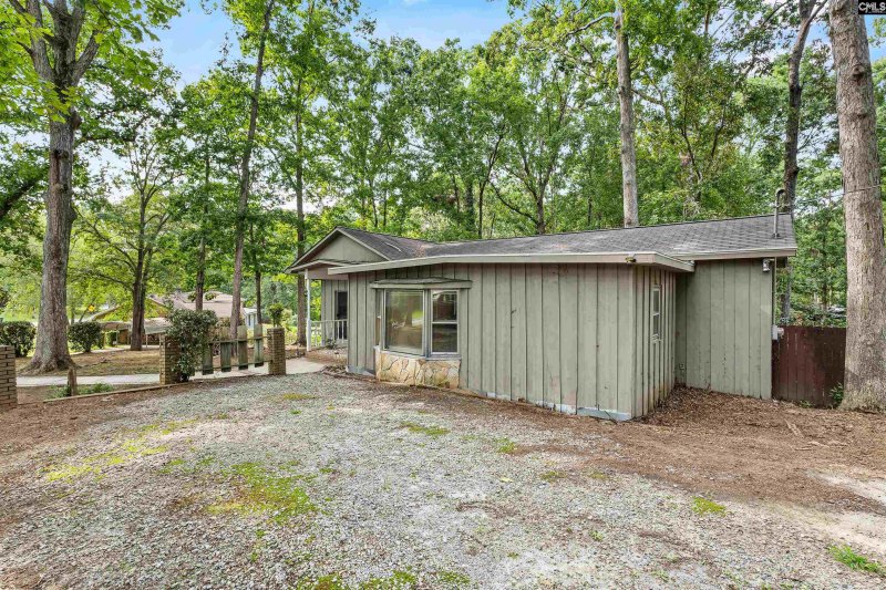 Property image 5 of 401 Palmetto Avenue in Forest Hills, Winnsboro, SC 29180