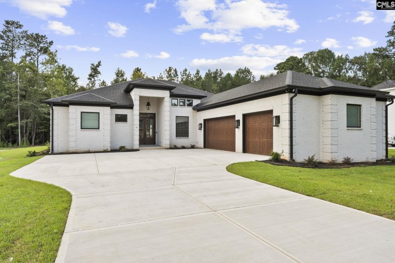 Property image 2 of 55 Edgewater Drive in Edgewater Shores, Prosperity, SC 29127