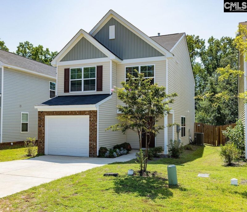 Property image 2 of 140 King S Parish Court in Kings Parish, Columbia, SC 29209